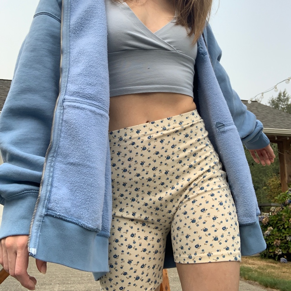 NWT RARE Brandy Melville Griffin shorts